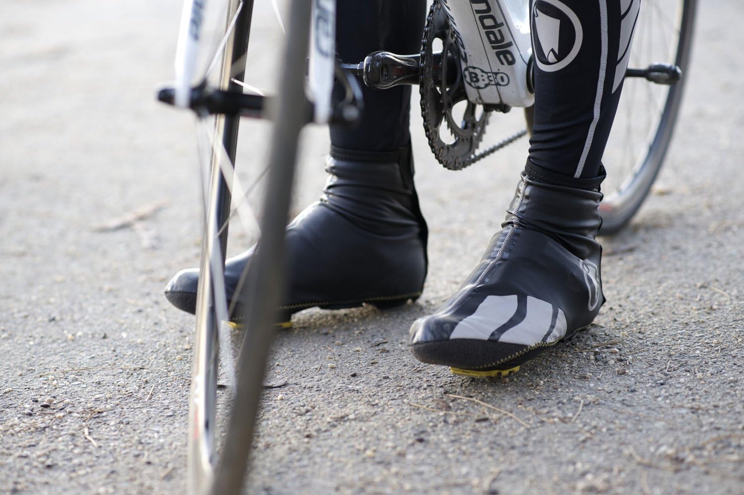 endura luminite overshoes