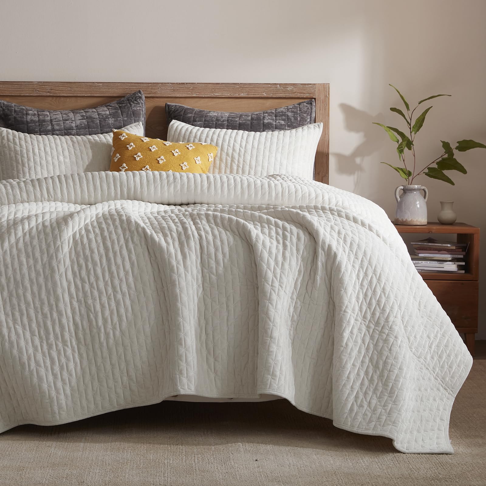 Photo 1 of LEAONME Velvet Quilt California King Size 118''x106'', Lightweight White Velvet Comforter Set with 2 Matching Shams, Soft Cross Stitch Bedspread Coverlet, Oversized King Bedding Set for All Season