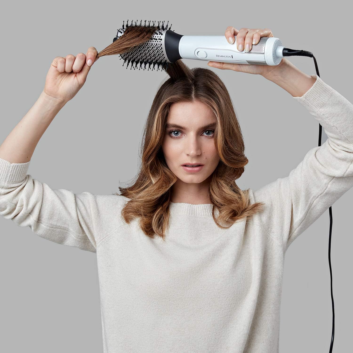Remington Hydraluxe Volumising Hot Air Styler – Hair Dryer Brush
