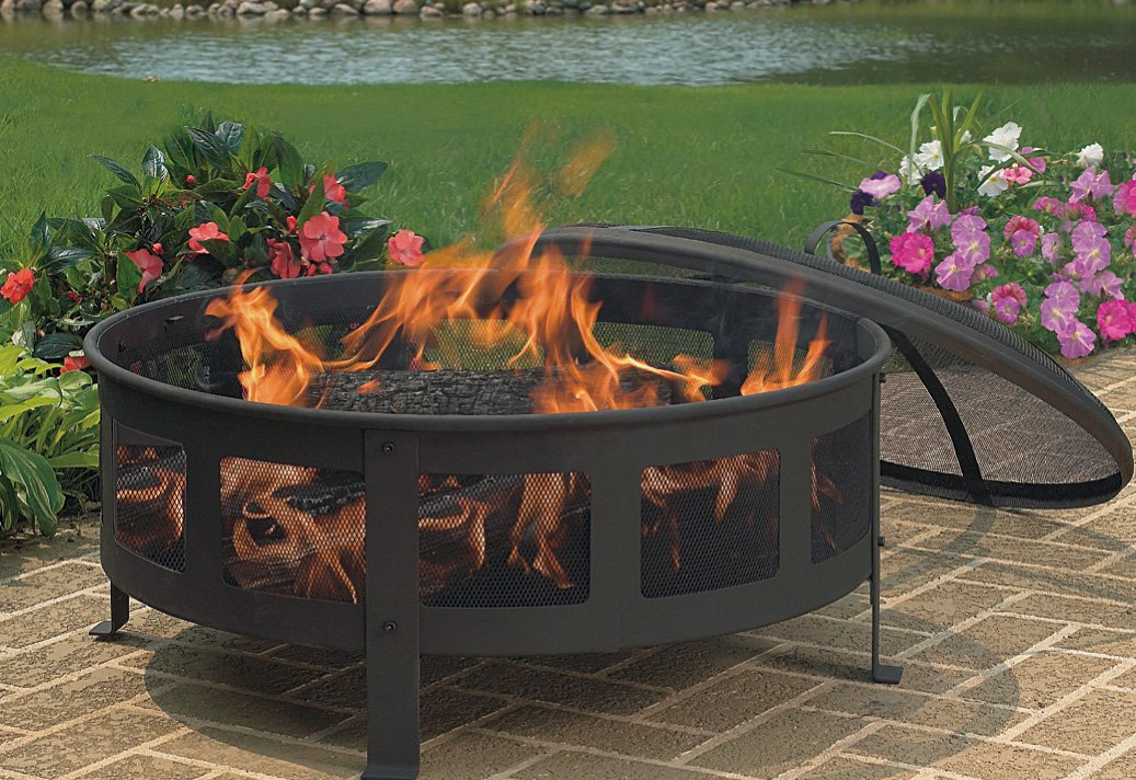 CobraCo Bravo Mesh Fire Pit LAVORIST