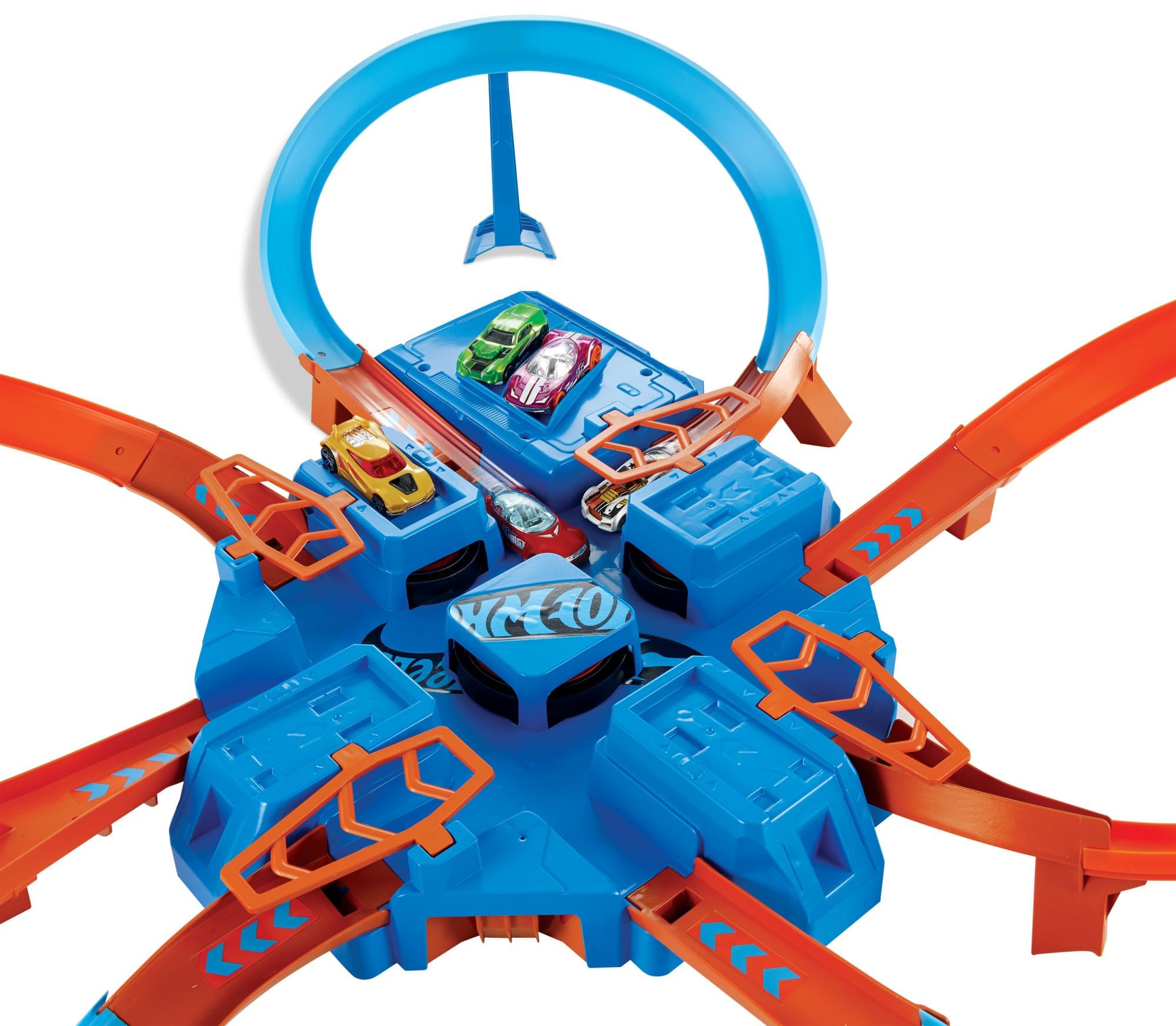 Hot Wheels Track Set with 1:64 Scale Toy Car, 4 Intersections for Crashing, Powered by a Motorized Booster, Criss-Cross Crash Track (Amazon Exclusive)