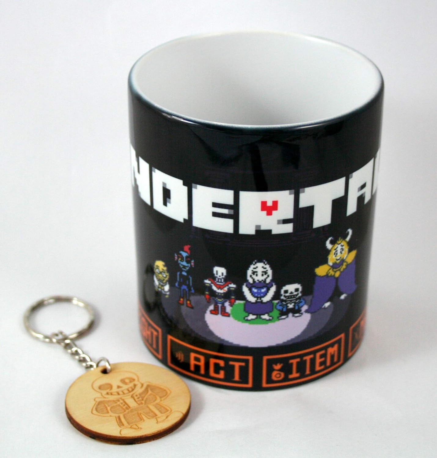 Taza y llavero Undertale: Amazon.es: Hogar