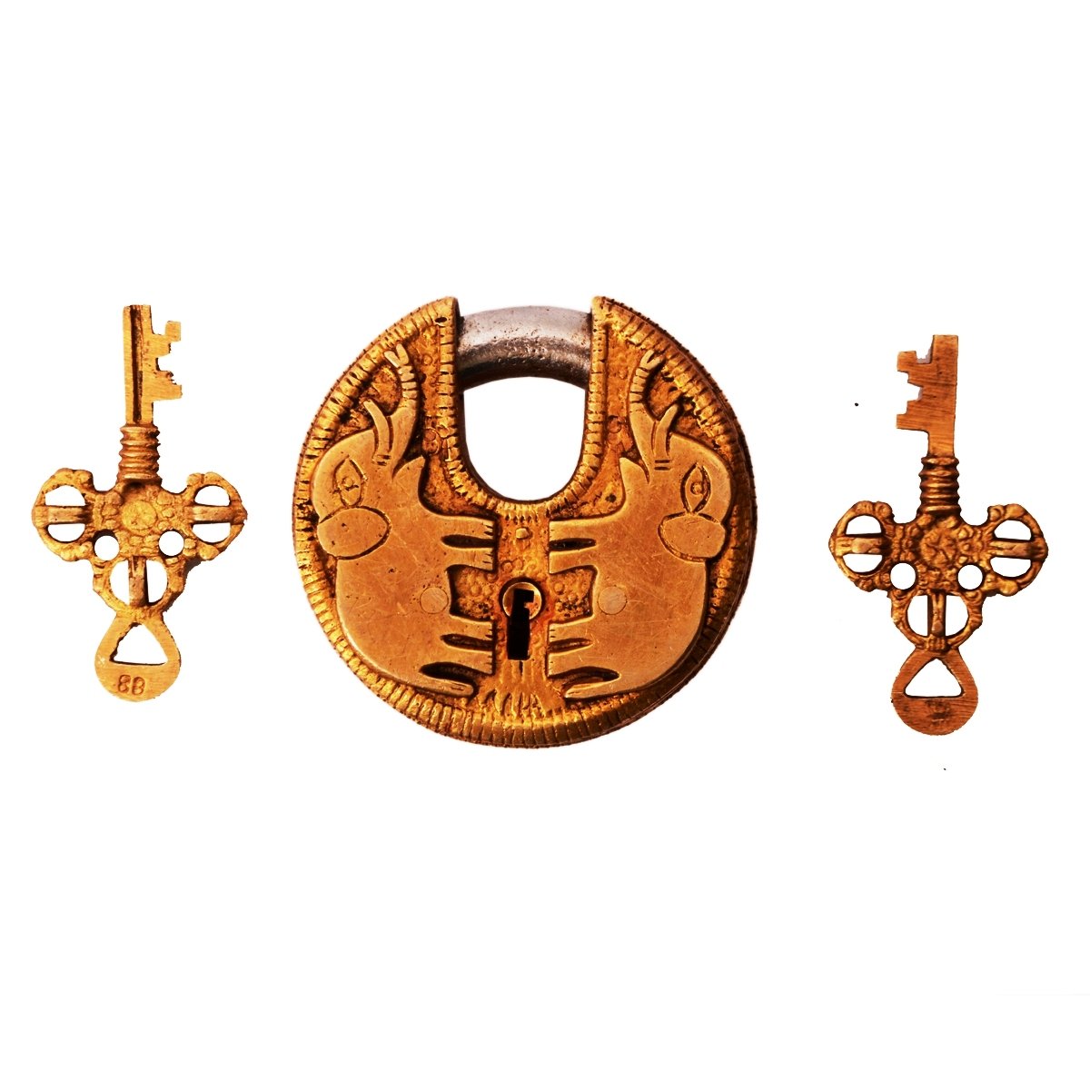 Purpledip Brass Lock Padlock with Elephant: Round Antique Design; Unique Collectible Combination with Feng Shui Vastu Significance (11274)