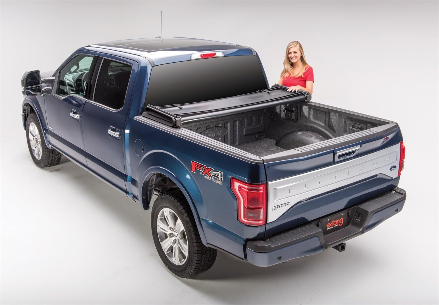 Amazon Com Extang 44720 Original Trifecta Trifold Truck Bed Cover Fits Ford Super Duty Short Bed 6 1 2 Ft 99 16 Automotive
