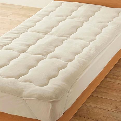 Amazon Co Jp ベルメゾン ベッドパッド ボリューム 洗える ベッドパッド 敷きパッド メルトロ アイボリー クィーン ホーム キッチン