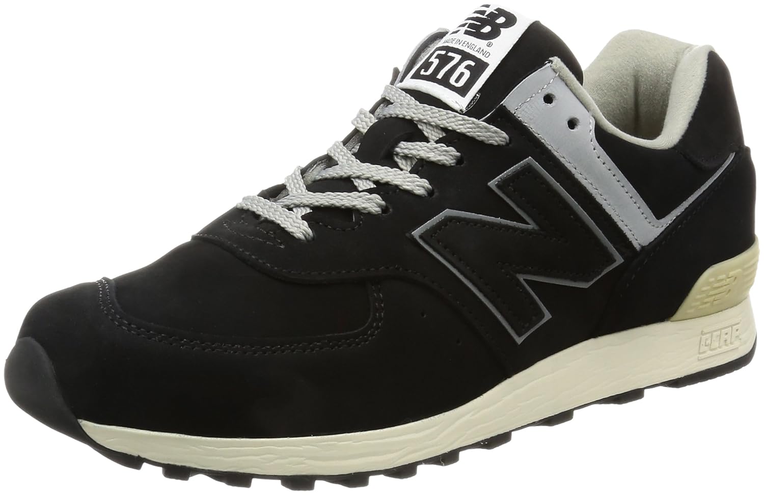 【完全保存版】スニーカーのメーカーを完全網羅!ブランドの特徴を徹底解説!