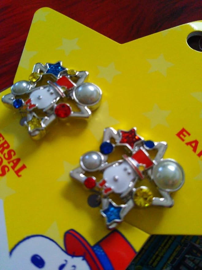 Amazon Co Jp Usj限定 スヌーピー イヤリング ピーナッツ クリップ ユニバーサルスタジオジャパン 定価スタート ホビー 通販