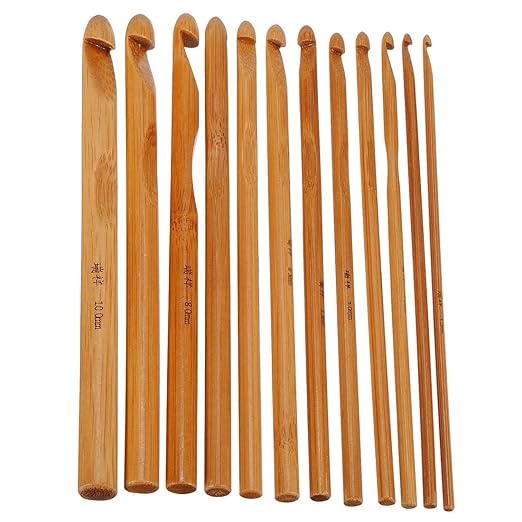 12 Bamboo Handle Crochet Hooks Needle Set Home & Kitchen