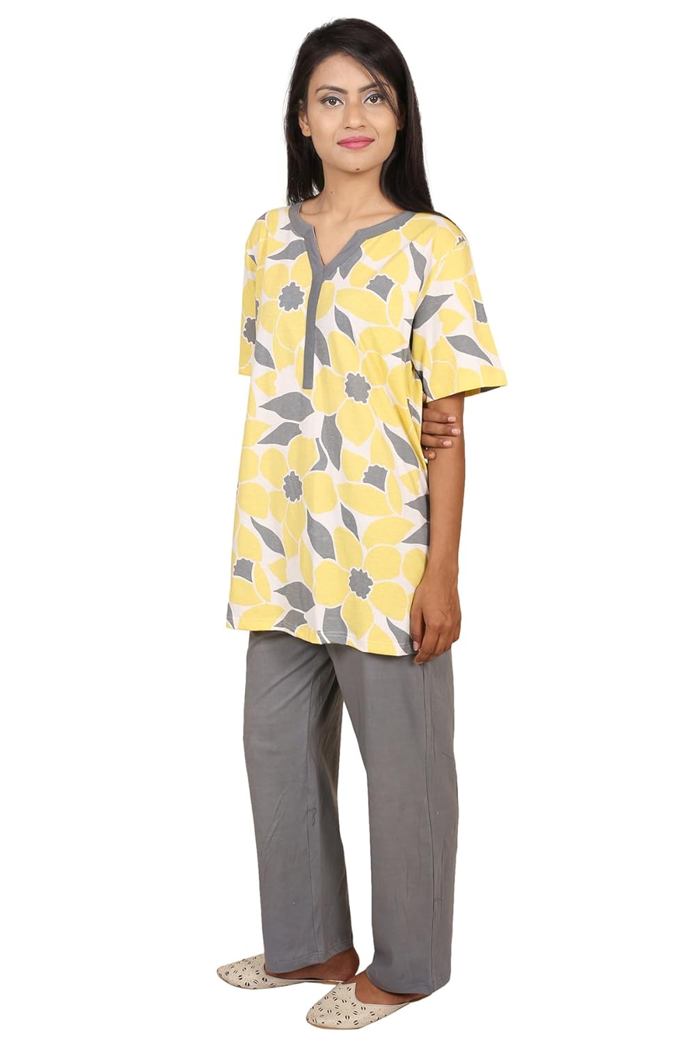 9teenagain women's floral print hosiery nightsuit(yellow & grey)