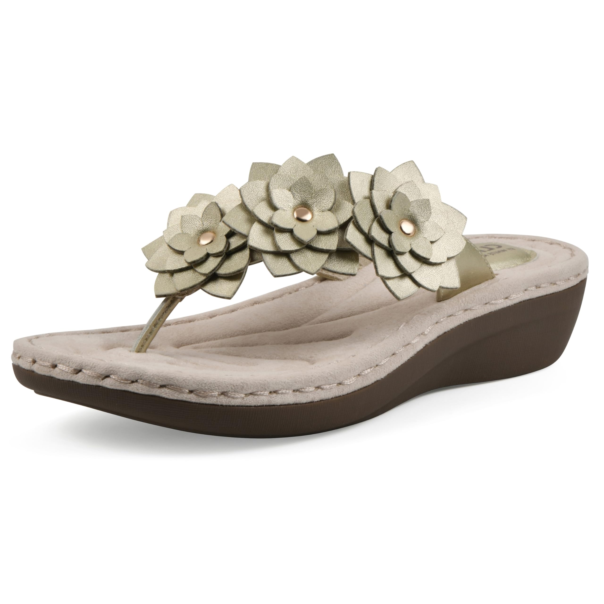 CLIFFS BY WHITE MOUNTAIN Women’s Content Floral Sandal, Lt Gold/Metallic/Smooth, 7.5 W