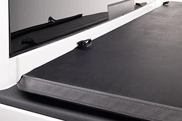 Amazon Com American Tonneau Company Hard Folding Truck Bed Tonneau Cover 76410 Fits 2016 20 Toyota Tacoma 6 Bed Automotive