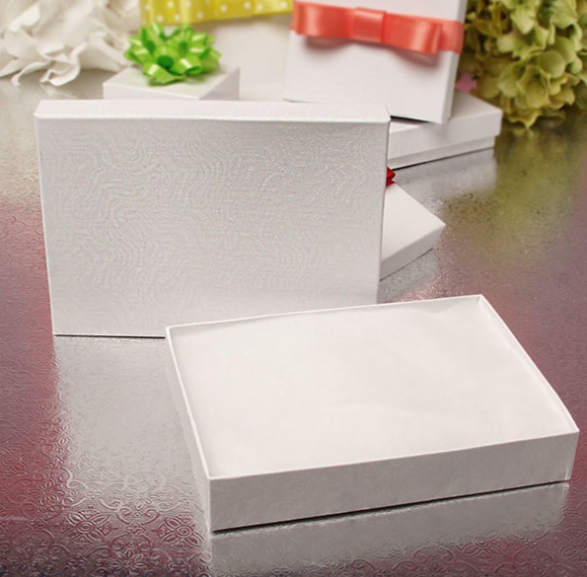 Glamorize Yourself Fiber Filled Jewelry Gift Box (White Swirl) [3.5" x 3.5" x 1"] and [4" x 4" x 1"] (3.5" x 3.5" x 1")
