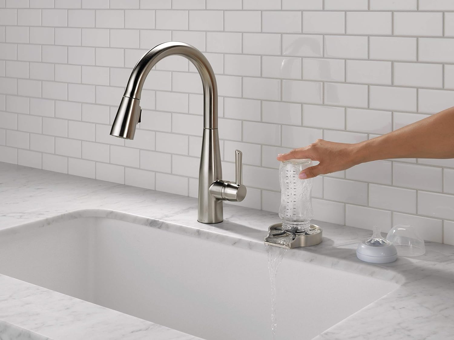 Delta Faucet Glass Rinser for Kitchen Sinks, Kitchen Sink Accessories, Bar Glass Rinser, SpotShield Stainless GR150-SP - - 