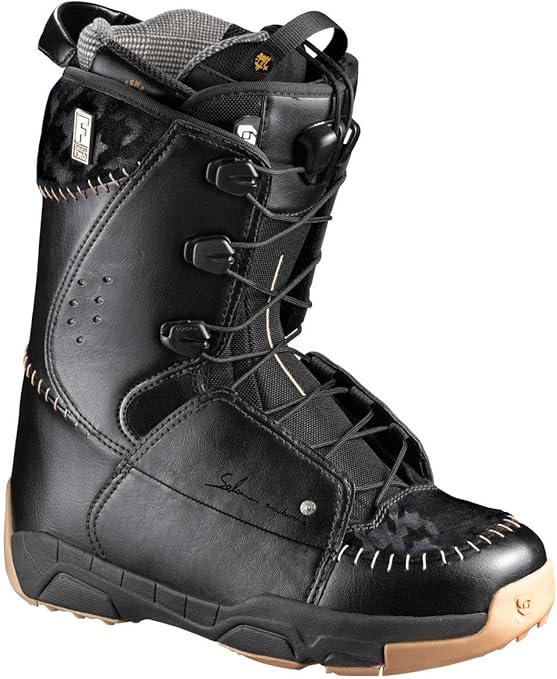 narrow snowboard boots