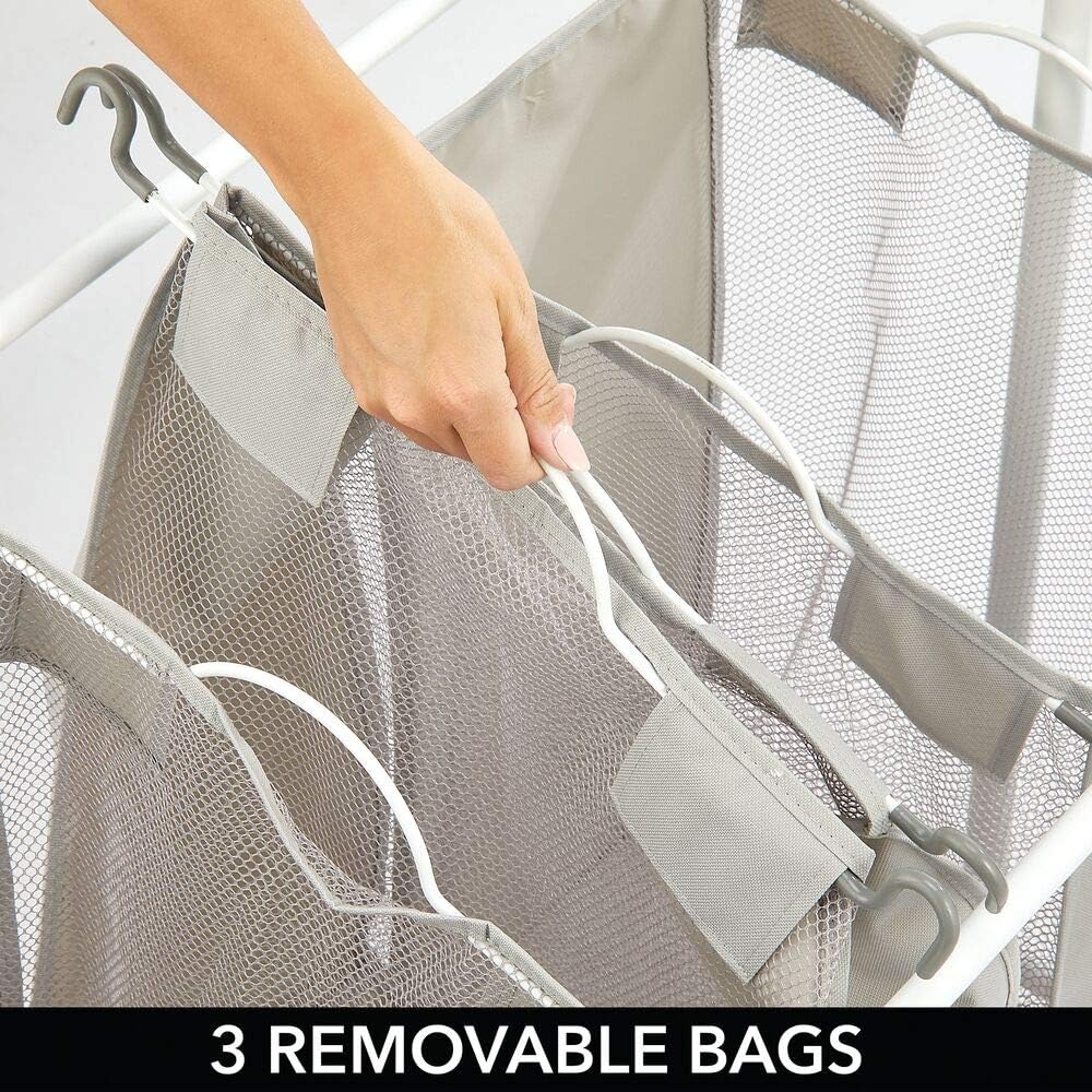 mDesign Cestos para la colada Cesto de la ropa con 3 bolsas para la