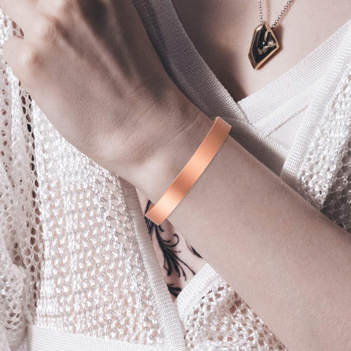 Gioieiieria Copper Bracelet for Women Men Arthritis Pain Relief Magnetic Therapy 3500 Gauss Strong Magnets Adjustable 2PCS Cuff Bracelet Gift: Health & Personal Care