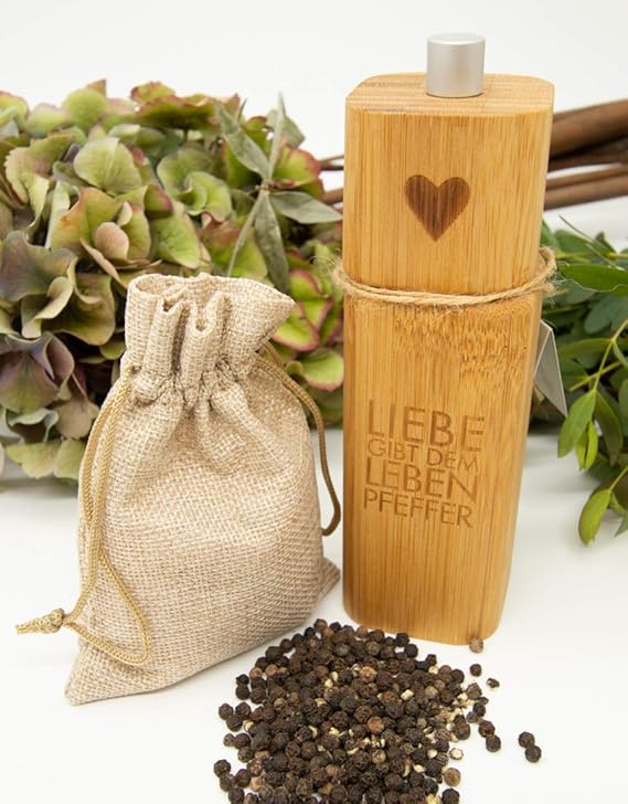 Salzmuhle Gluck Ist Das Salz In Der Suppe Pfeffermuhle Liebe Gibt Dem Leben Pfeffer Amazon De Kuche Haushalt