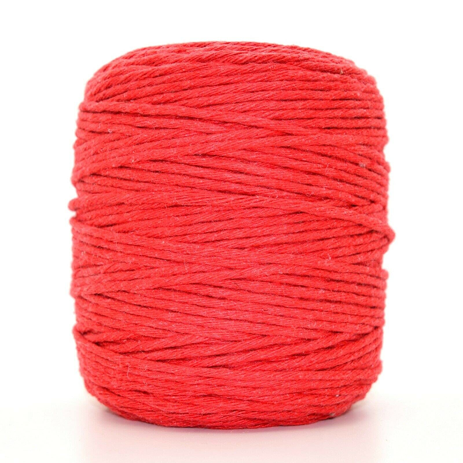 Premium Red Macrame Cord, 200 m / 656 ft of 3 mm Thick Natural Cotton Thread Yarn Macrame Rope for Wall Hangings, Plant Hangers, DIY Crafts, Home Decorations, Gift Wrapping (Reel)