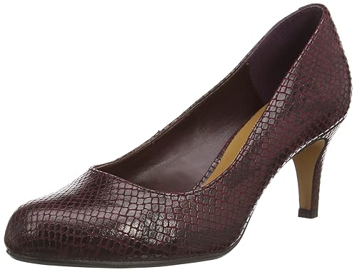 clarks burgundy pumps