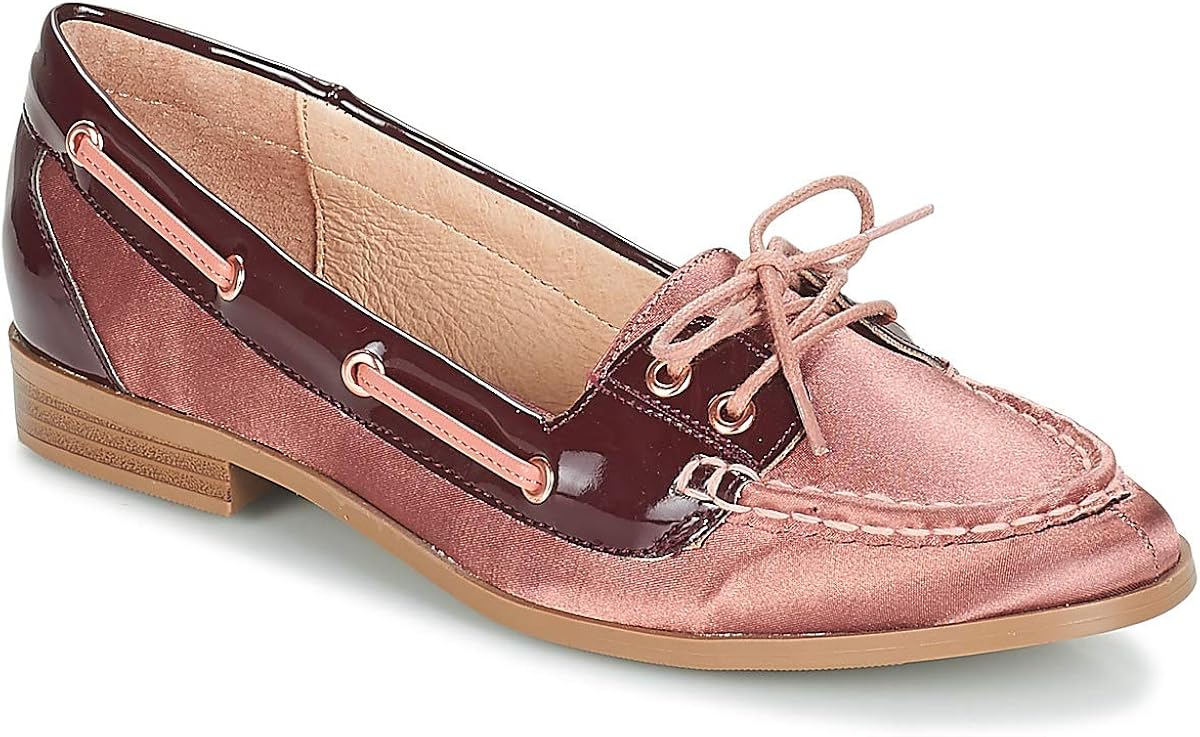 pink boat shoes