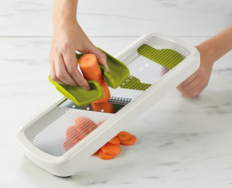 Multi-Grip, Mandolina de cocina, Cortador de verduras manual ajustable con agarre de precisión, 3 y 2 grosores de Corte y Juliana, Blanco