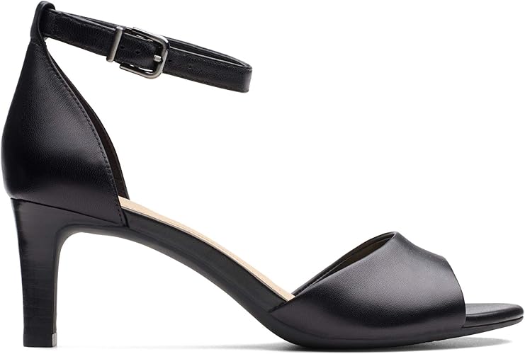 air max 90 black on feet