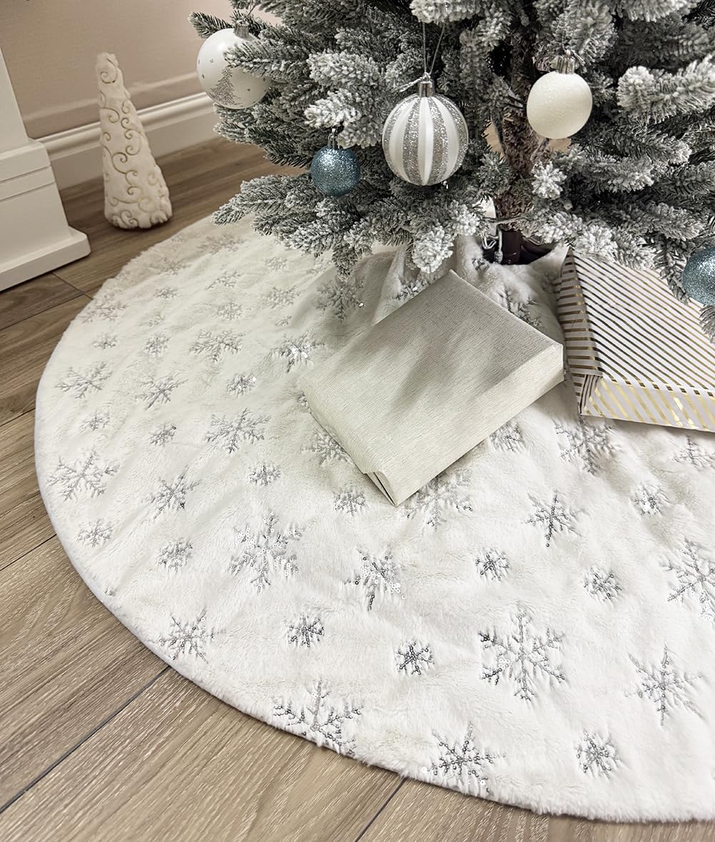 AOGU 60 Inch Sequin Faux Fur Christmas Tree Skirt Decoration for Merry Christmas Party White Plush Silver Sequin Snowflake Xmas Christmas Tree Skirt Decorations Image