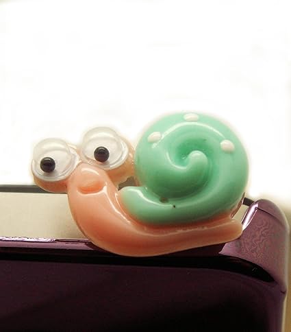 Amazon イヤホンジャックアクセサリーカタツムリ Iphone スマホ Pc対応 目がグルグル 可愛い全３色 スカイブルー イヤホンジャックピアス 通販