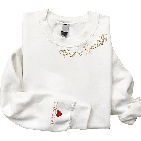 【I Need You Baby】Random Embroidery Sweat I Need You Baby】Random Embroidery Sweat Amazon.com