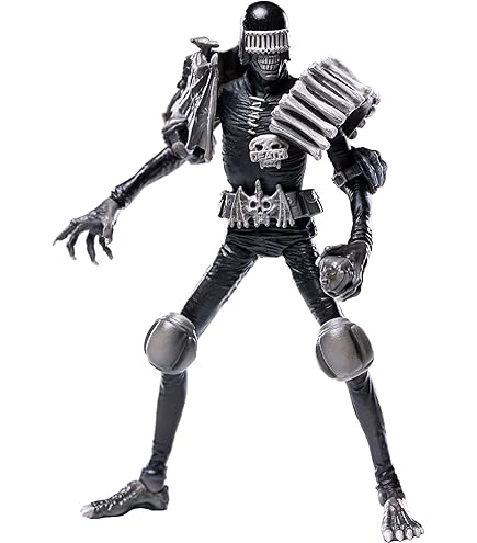 Amazon.com: HIYA TOYS Judge Dredd: Judge Dredd Black and