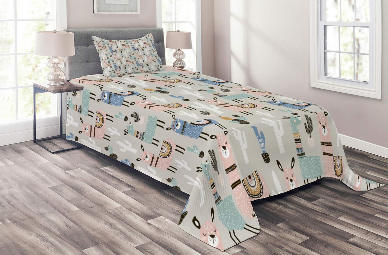 Ambesonne Doodle Coverlet Set Twin Size, Kids Llama Guanaco South American Animals Childish Hand Drawn Nursery Cartoon Art, 2 Piece Decorative Quilted Bedspread Set with 1 Pillow Sham, Multicolor