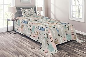 Ambesonne Doodle Coverlet Set Twin Size, Kids Llama Guanaco South American Animals Childish Hand Drawn Nursery Cartoon Art, 2 Piece Decorative Quilted Bedspread Set with 1 Pillow Sham, Multicolor