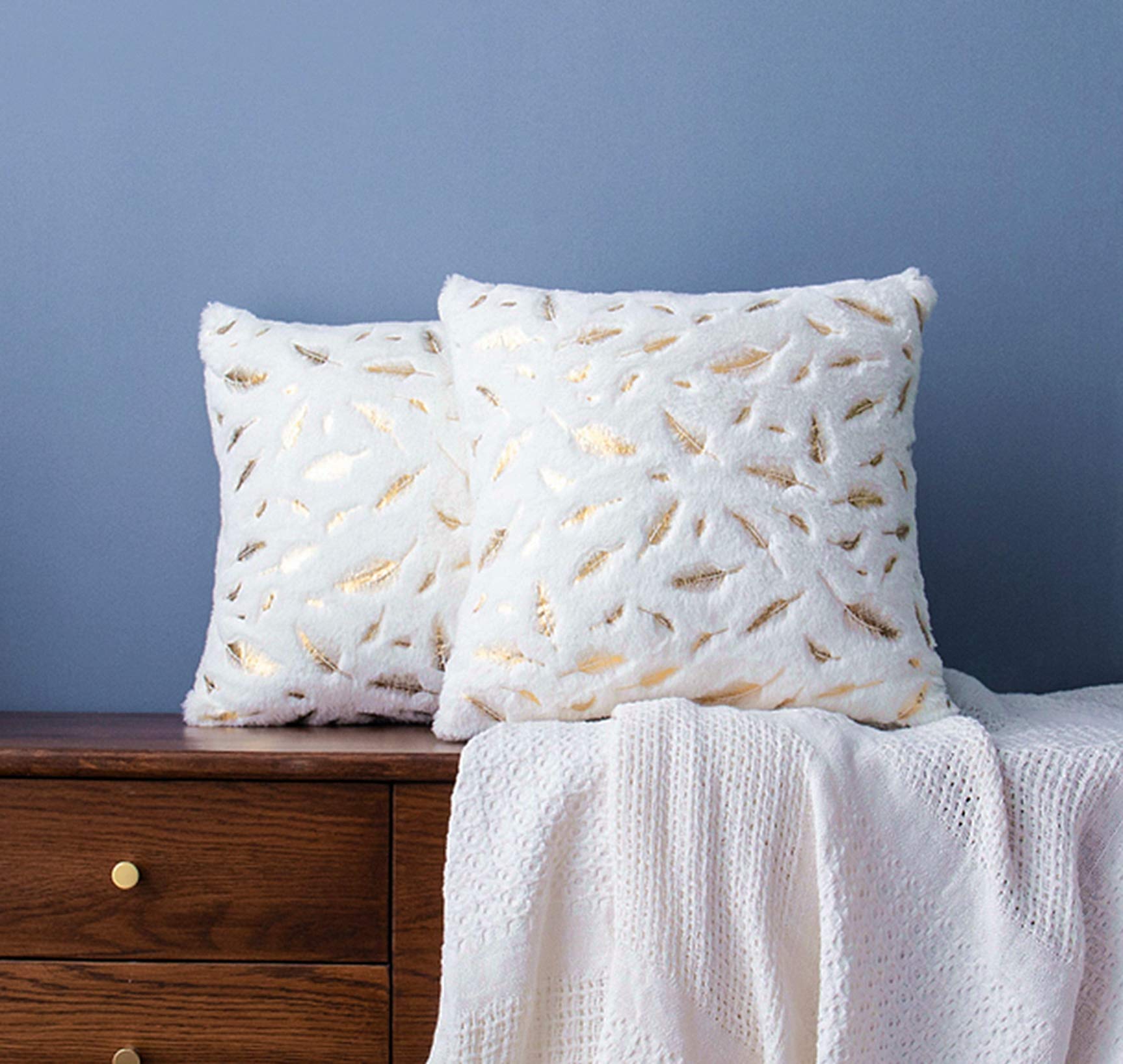 LIGICKY Set of 2 Decorative White Faux Fur Gold Feathers Gilding Leaves Throw Pillow Covers Sparkling Throw Pillow Covers Fluffy Plush Soft Square Cushion Cases for Sofa Bedroom Party Décor, 17" x 17"