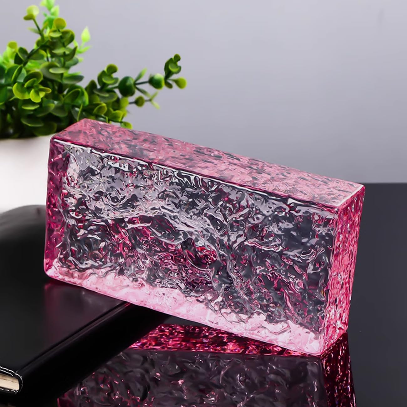 Yutianli Pink Transparent Ice Crystal Patterned