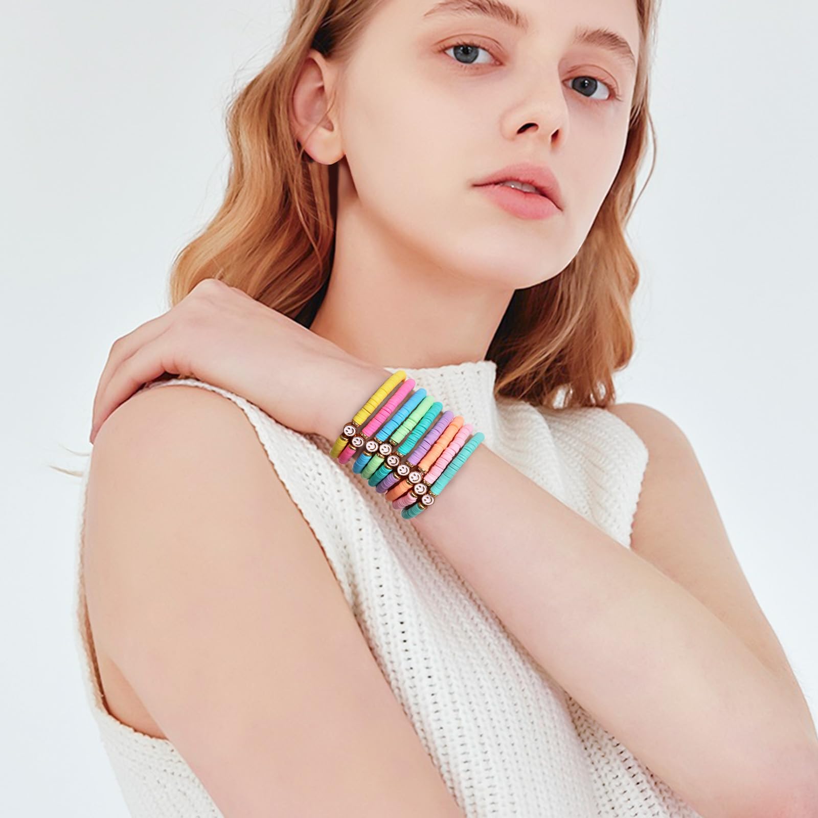 JIASHUYEYE Preppy Bracelets for Teen Girl, Party Favors for Kids 8-12, Beaded Clay Stretch Smile Face Friendship Bracelets, Cute Birthday Party Favors for Tweens