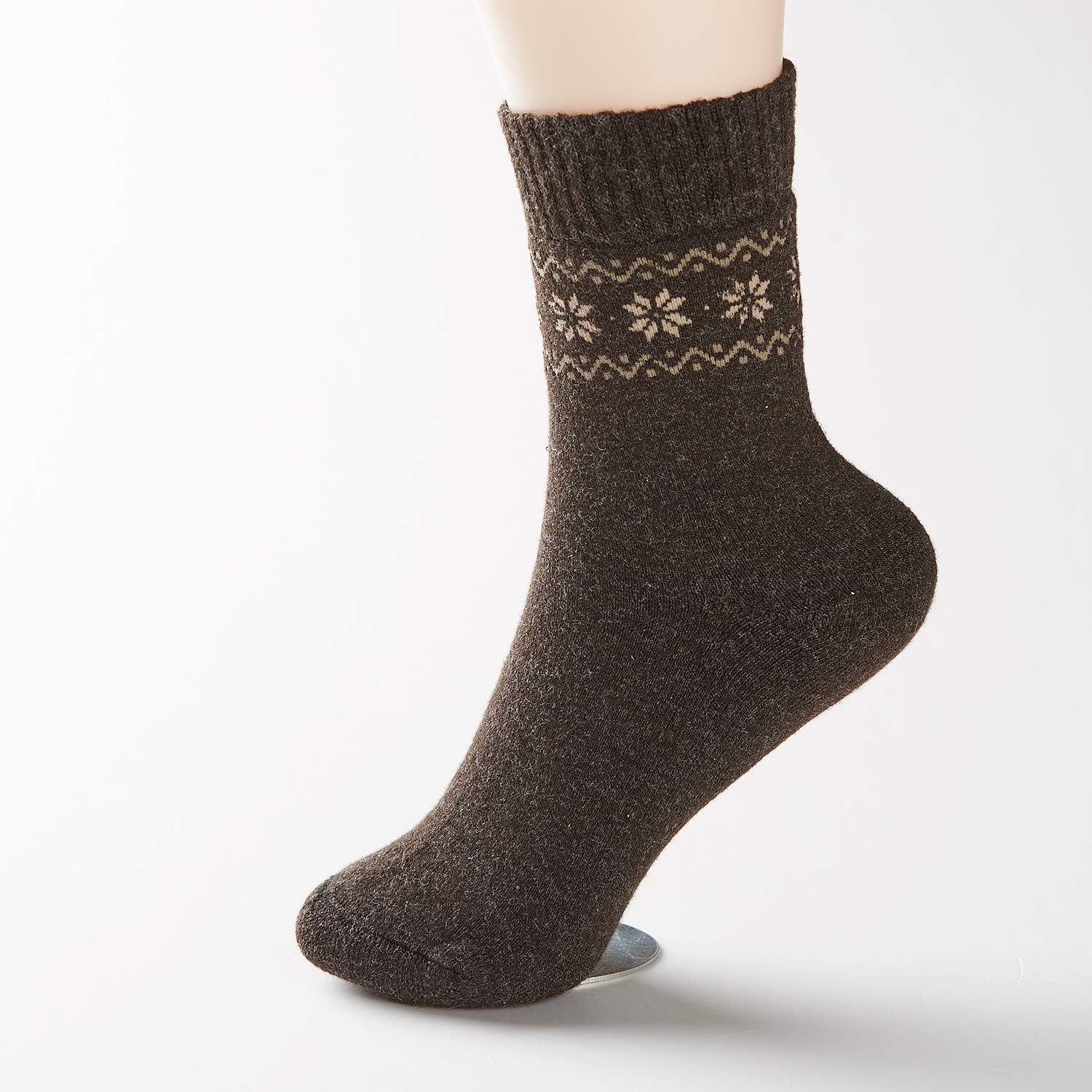 Pack of 4 Winter Warm Wool Socks Hiking Socks Knit Crew Socks for Women Soft and Comfortable: Clothing