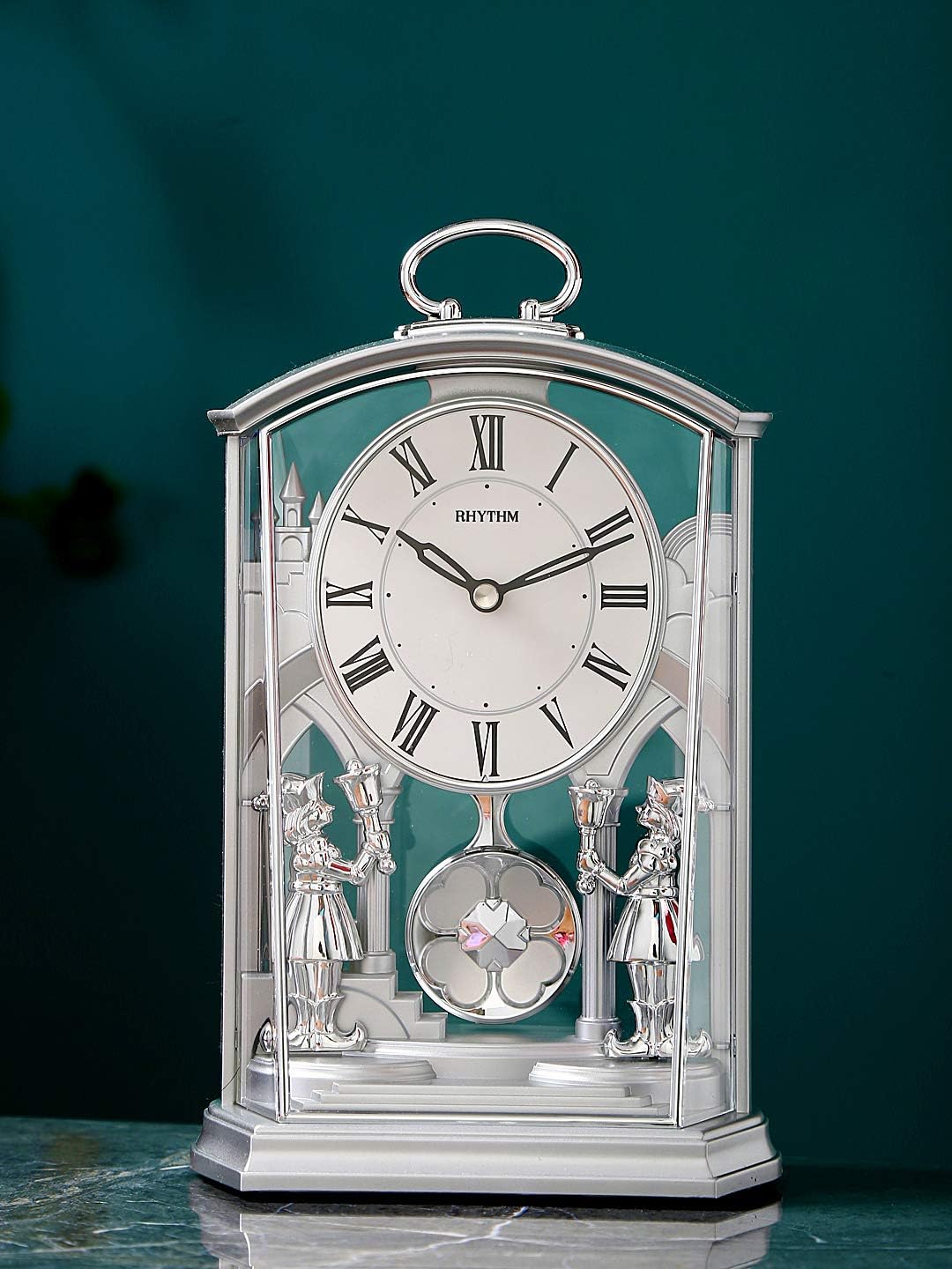 Rhythm Silver Tone Pendulum Mantel Clock Roman Numerals Table Decor Ornament New, 23 x 14 x 8 cm - Image 5