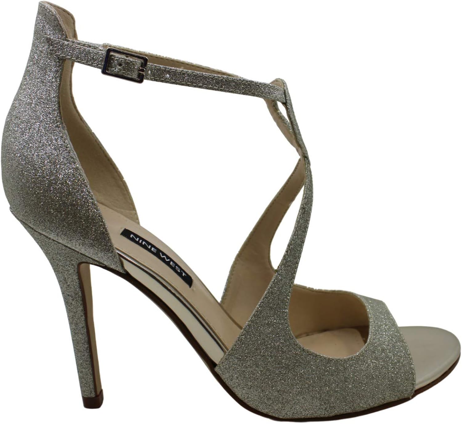giaa strappy sandal nine west
