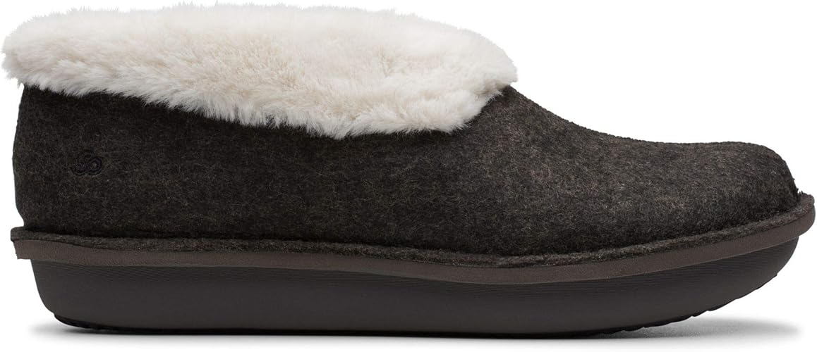 clarks step flow low