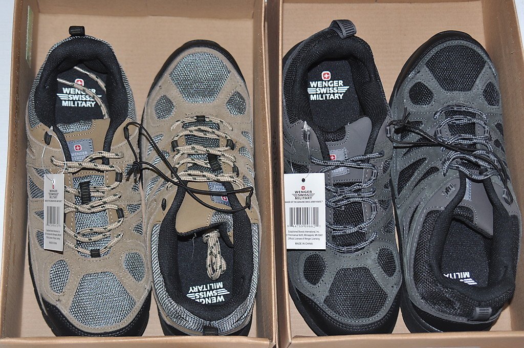 Wenger Swiss Army Men's Black Rock Hiking Shoes (Tan, 10) Amazon.co.uk