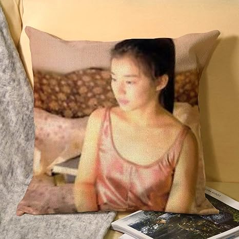 Amazon 北欧スタイル石田百合子 石田ゆり子 Yuriko Ishida枕カバーリネンクッションは 車とソファの枕カバー45 45 Cmを家庭用ユニセックス両面印刷用にカバーします 枕カバー ピローケース オンライン通販