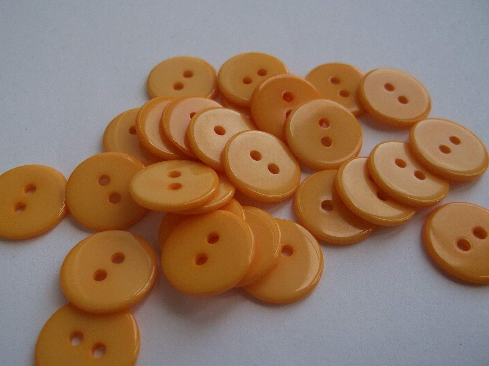 200 x Golden Yellow Plain Round 2 Hole Sewing 15mm Buttons. for Cardmaking, Scrapbooking, Clothes Knitting