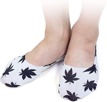 Amazon Co Jp Borabbora ボラボラ 脱げない 個性的デザインの新素材フットカバー メンズ カバーソックス もみじ柄 24 27cm 1 モミジ 白 黒 スポーツ アウトドア