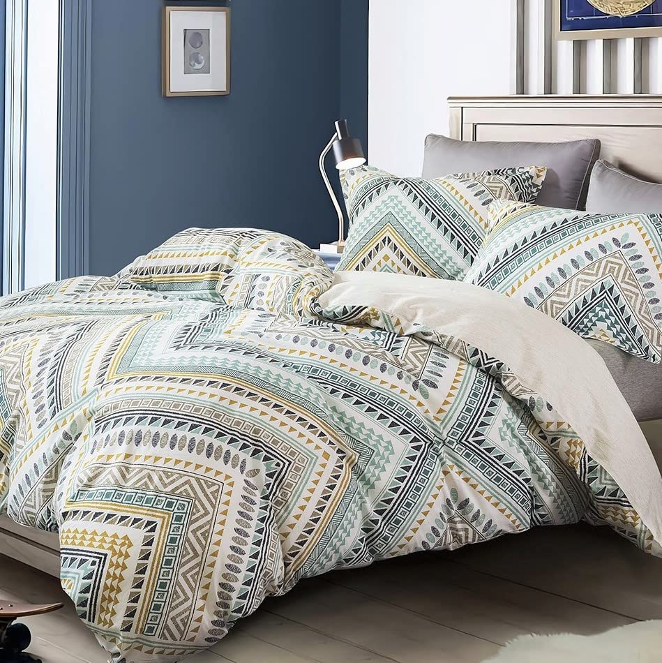 Photo 1 of SLEEPBELLA Comforter Queen Size, 600 Thread Count Golden Yellow & Dark Blue Bohemian Pattern Printed on White Reversible Comforter Sets,Down Alternative Bedding Set 3Pcs (Queen, Teal Geometric)