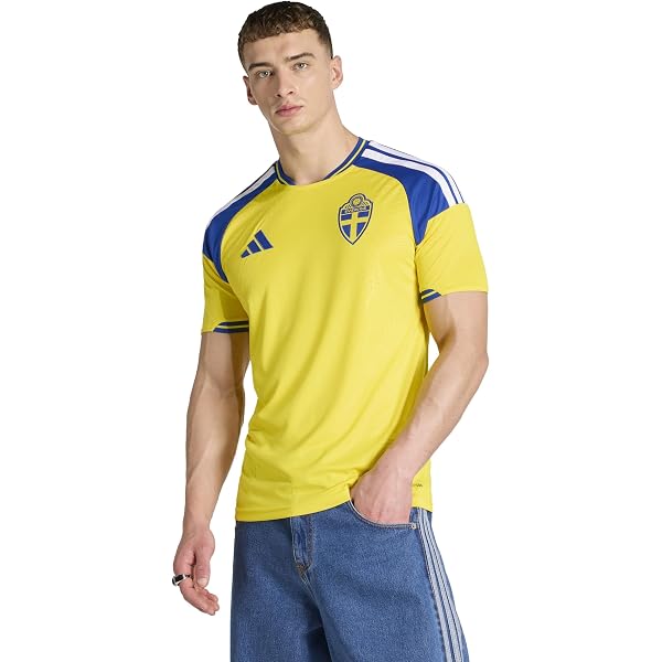Amazon.com: adidas Sweden Away Jersey 2020 (S) : Clothing, Shoes