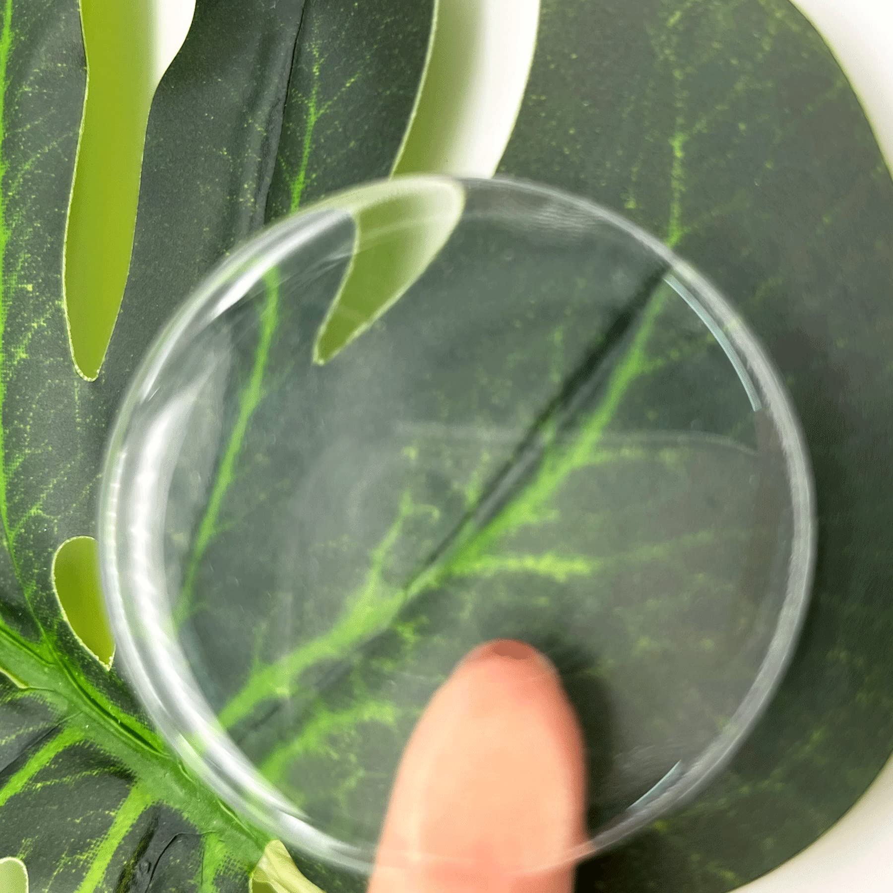 Photo 1 of 100 Pcs 1.5 inch Clear Epoxy Stickers Round Adhesive Epoxy Resin Domes Seals Stickers for Bottle Cap Pendants or DIY Crafts Valentine's Day Valentine's Day Holiday Project