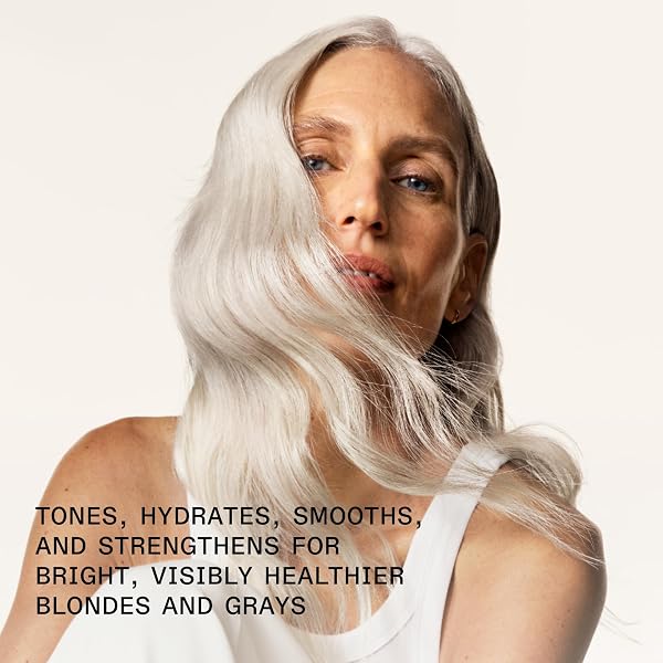 OLAPLEX Nº.5P BLONDE ENHANCER PURPLE TONING CONDITIONER: NEUTRALIZES BRASSINESS & STRENGTHEN | REPAIRS DAMAGES & HYDRATES HAIR | FOR COILY, CURLY, STRAIGHT, AND WAVY, 250 ML / 8.5 FL. OZ.