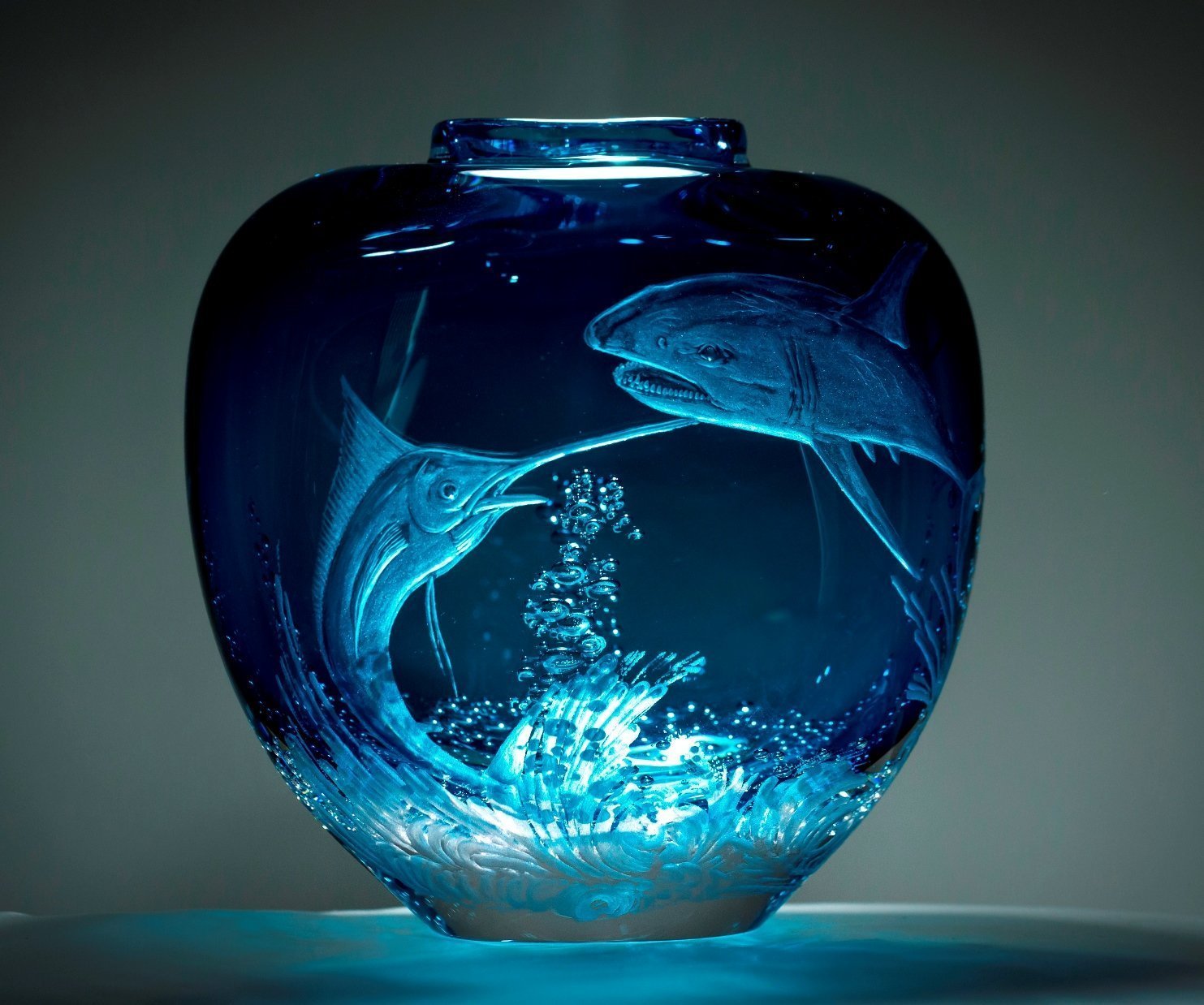 Charging Marlin vase, Engraved Marlin Vase, Housewarming Decor, Etched Vase Fish