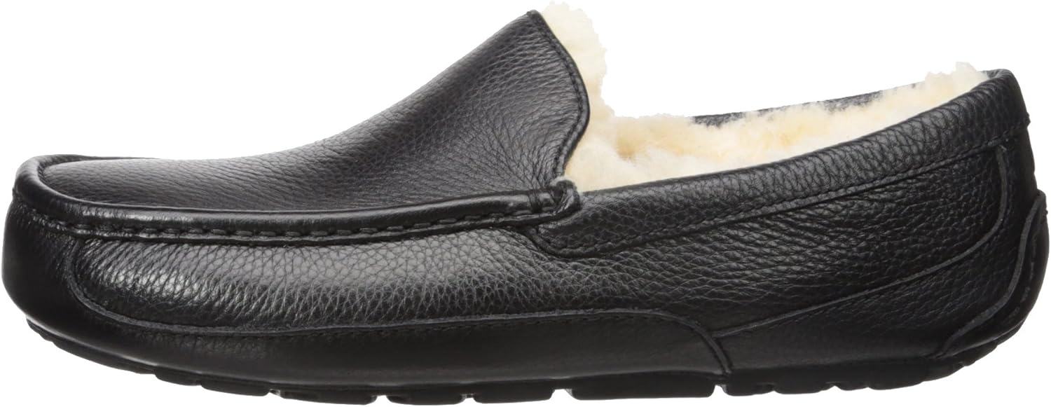  | UGG Men's Ascot Slipper | Slippers