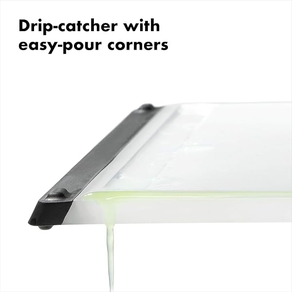 OXO GOOD GRIPS PLASTIC CARVING & CUTTING BOARD